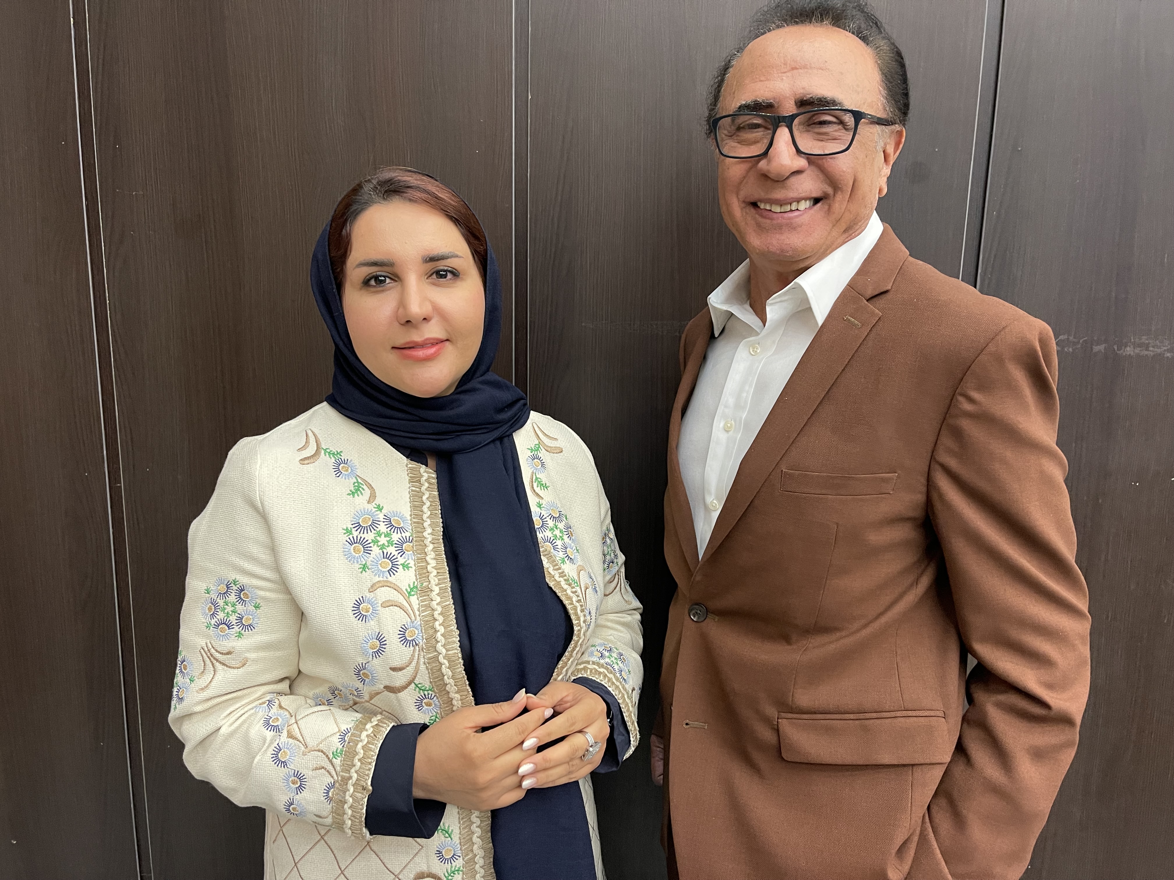 دکتر آذر ۲
